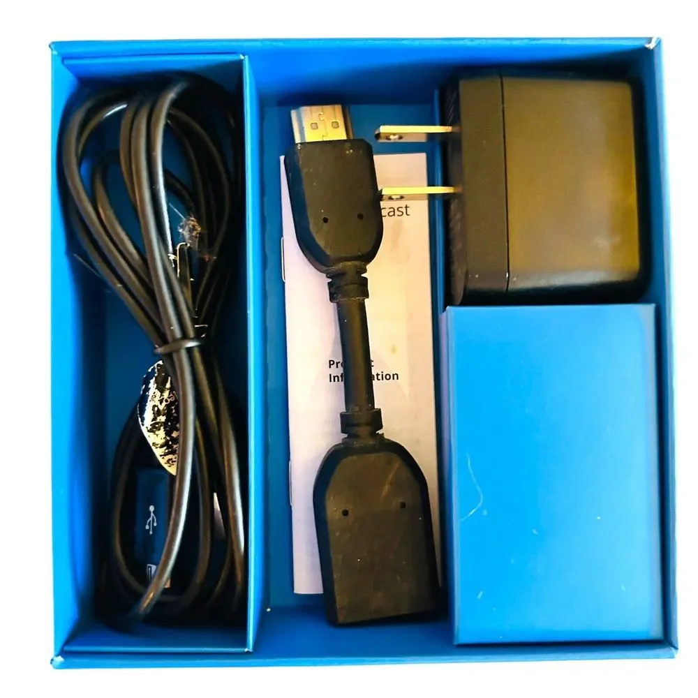 Black Google Chromecast H2G2-42 1st Generation Media Player Complete in Box CIB